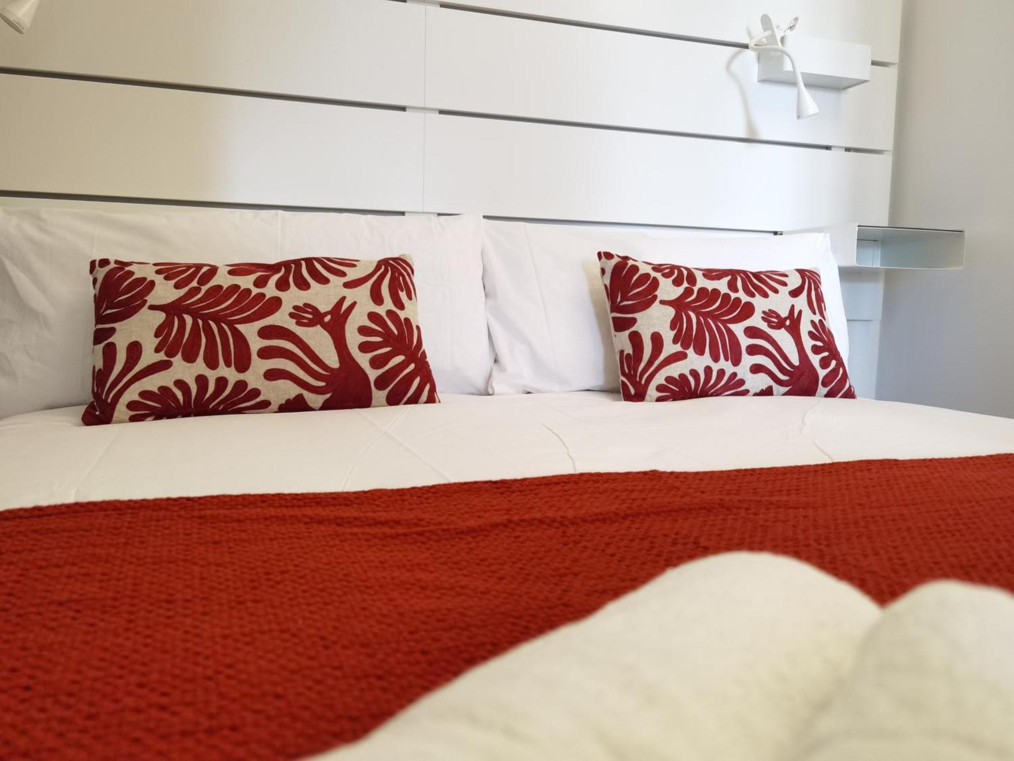 M&E Agency Apartments Valencia 277 By Marta And Emanuele Barcelona Room photo